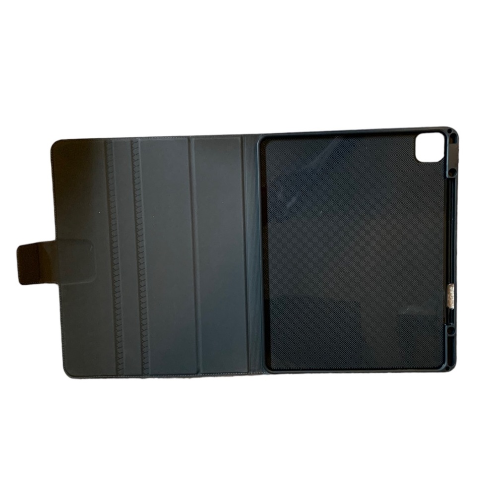 iPad Case - Picture 7 of 9